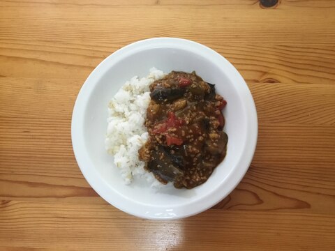 なすとひき肉のカレー